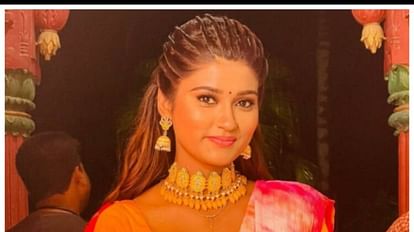 Bhojpuri Actress Akanksha Dubey Suicide Case Live Updates Hotel Sarnath Banaras News in Hindi