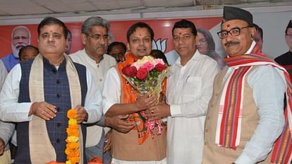 Politics Shock to many parties including Congress many OBC leaders join BJP uttarakhand news in hindi