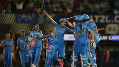 MI vs DC Final WPL Live Score: Mumbai vs Delhi Today Womens IPL Match Scorecard News Updates in Hindi