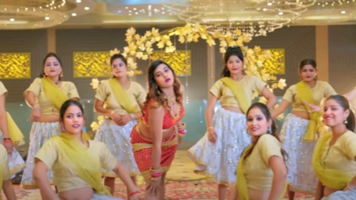 Akanksha Dubey Last Song ye ara kabhi hara nahi viral on social media after her death