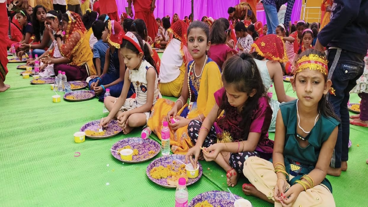 Kanya Bhoj was organized for 108 Kanya on Panchami at Maa Mavli Temple in Jangdalpur