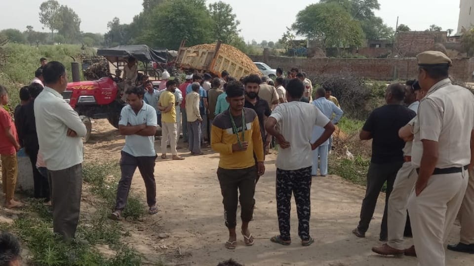 Tension erupted on cremation of old man on disputed land in Dhani Harsukh village of Bhiwani