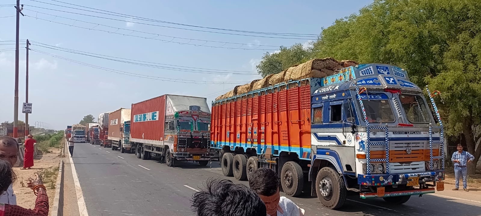 Etawah road accident, father could not see sons marriage, wedding rituals took place a day before
