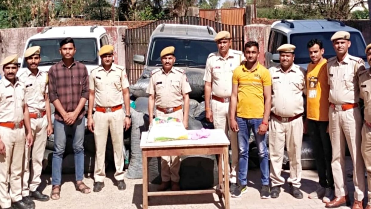 Two smugglers injured in Pratapgarh police encounter