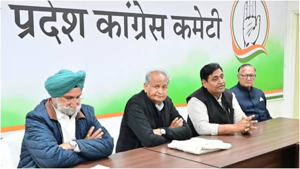 Rajasthan CM Ashok Gehlot, Dotasara and Randhawa will visit seven divisions in four days