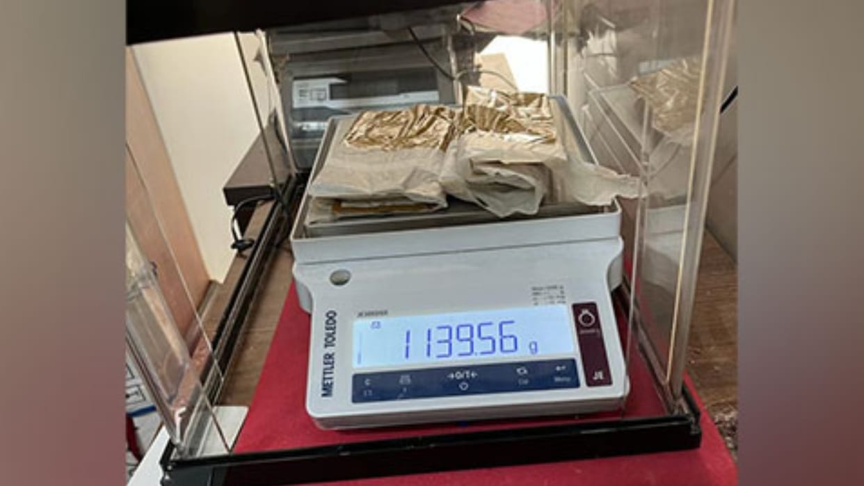 Kerala Customs seizes gold worth Rs 52 lakhs at Kochi airport