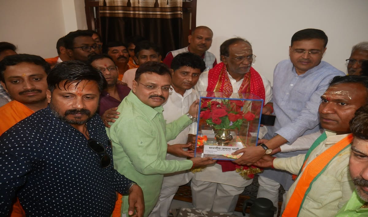 rhetoric comment on modi is not tolerated MP k Laxman said Backward caste will avenge insult