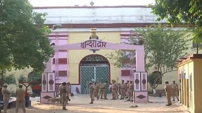 Atiq Ahmed News Live: UP Police Shifting Atique Ahmed Sabarmati Jail to Prayagraj Umesh Pal Case News In Hindi