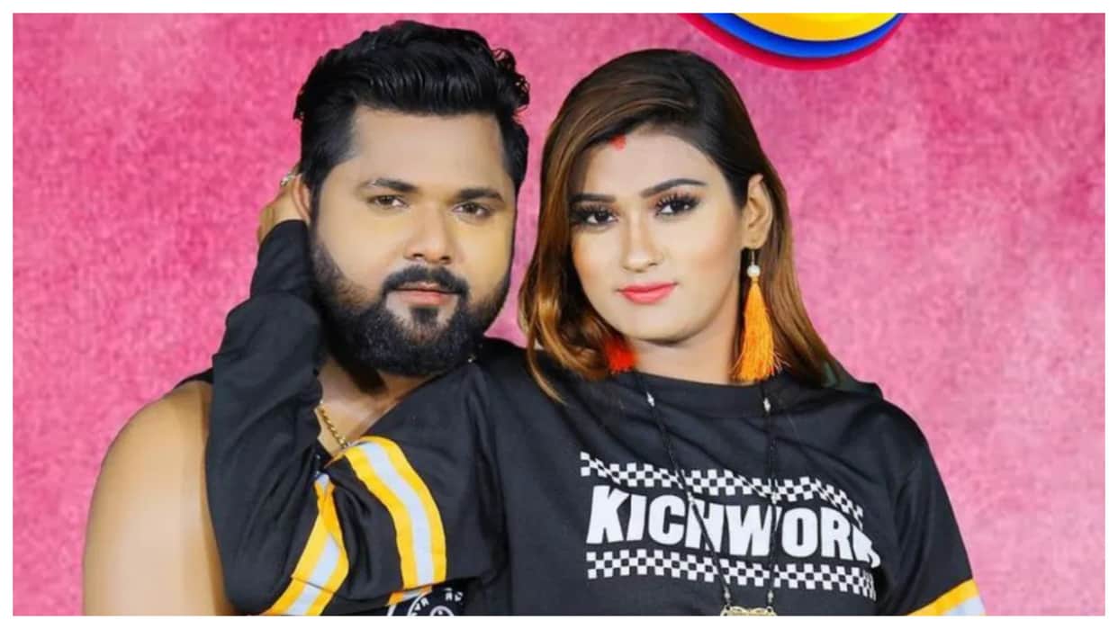 Akanksha Dubey and Samar Singh meet for first time How and where Bhojpuri singer
