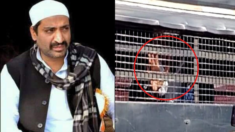 Ashraf kept banging the window of the police vehicle on the question of danger in Bareilly