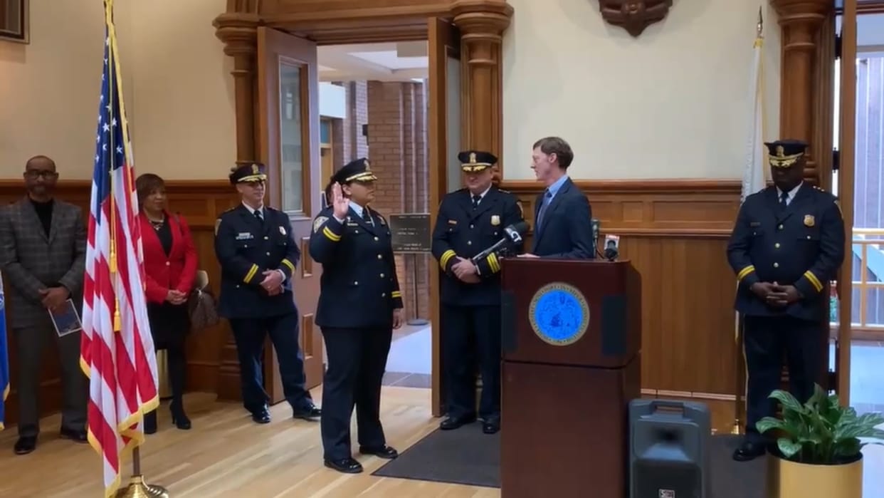 Indian-origin Sikh takes oath as assistant police chief in Connecticut