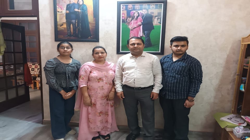 Fatehabad: Jakhal son became session judge in Jharkhand