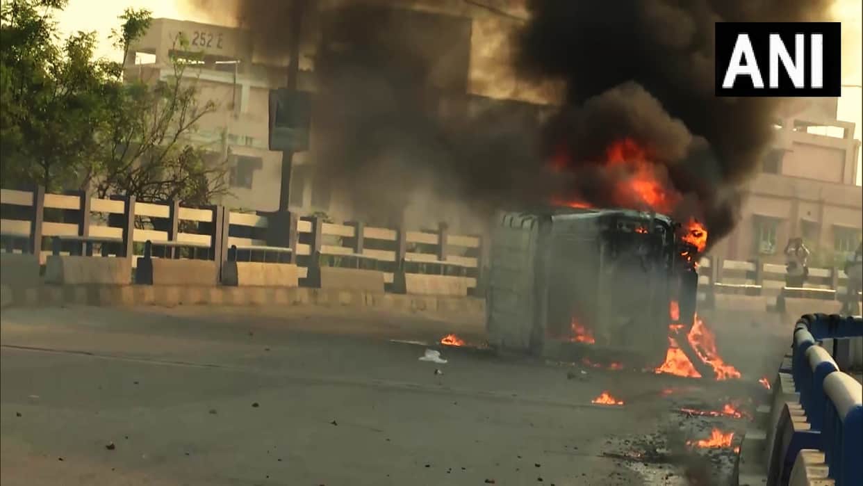 Minor girl murdered in Kolkata; protesting locals vandalise police vehicles