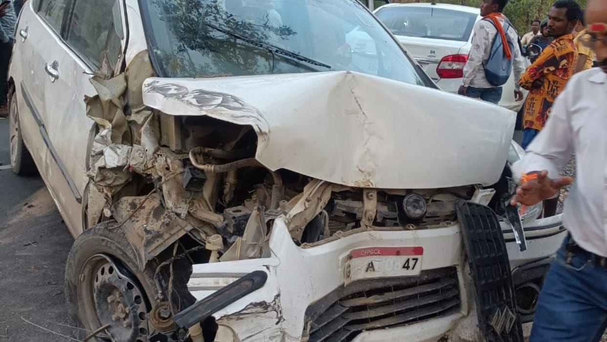 10 injured including two children in auto and car collision in Korba