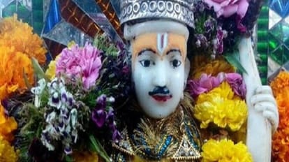 Hathras News: सेठजी के दिल पर लगी बात, तो निकली मूंछों वाले रामजी की रथयात्रा, 142 साल पुरानी है यह कहानी मूंछों वाले रामजी
