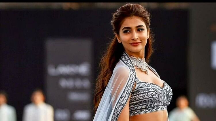 kisi ka bhai kisi ki jaan Actress pooja hegde reacted on user asked south movie or hindi movie read here