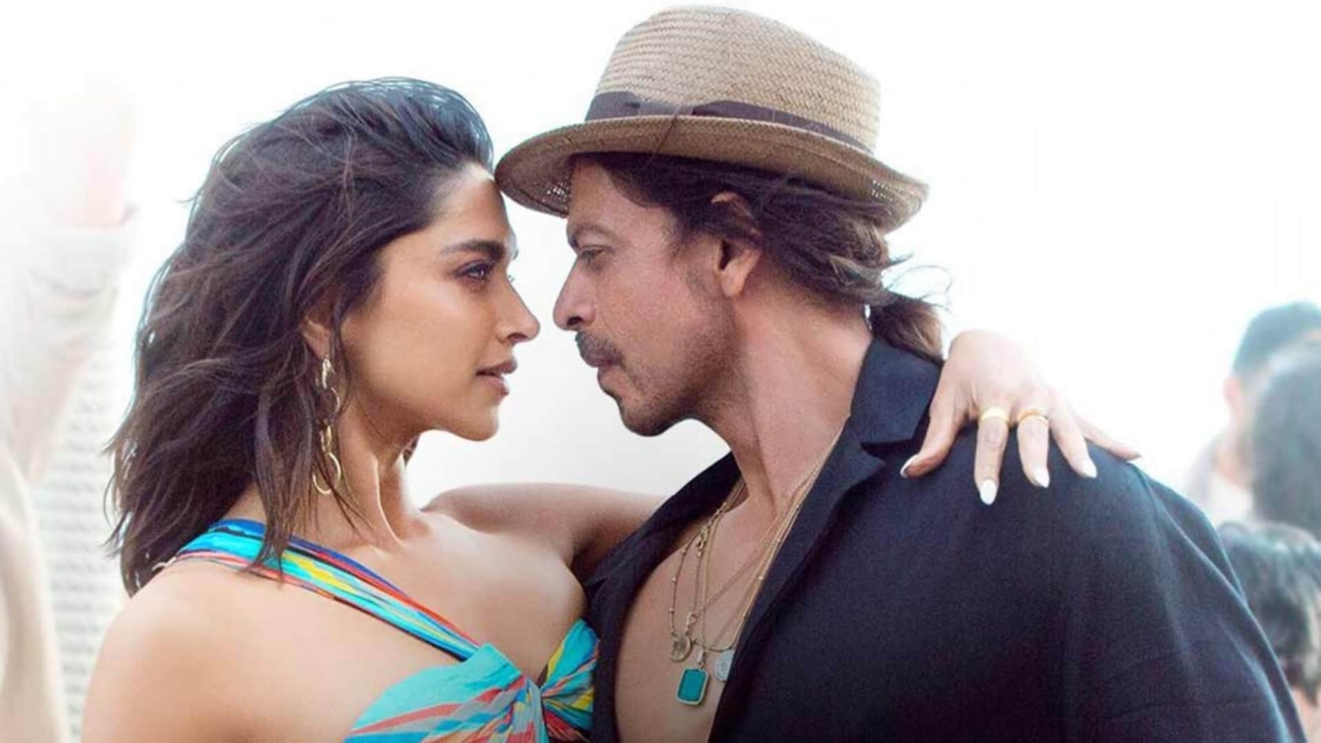 Shahrukh Khan Pathaan Actress Deepika Padukone Trolled by users For pronouncing Salam in wrong way