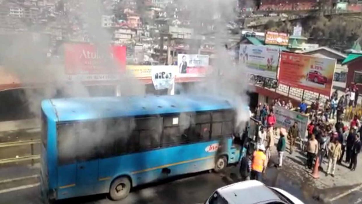Suddenly smoke started rising from HRTC bus, panic among passengers