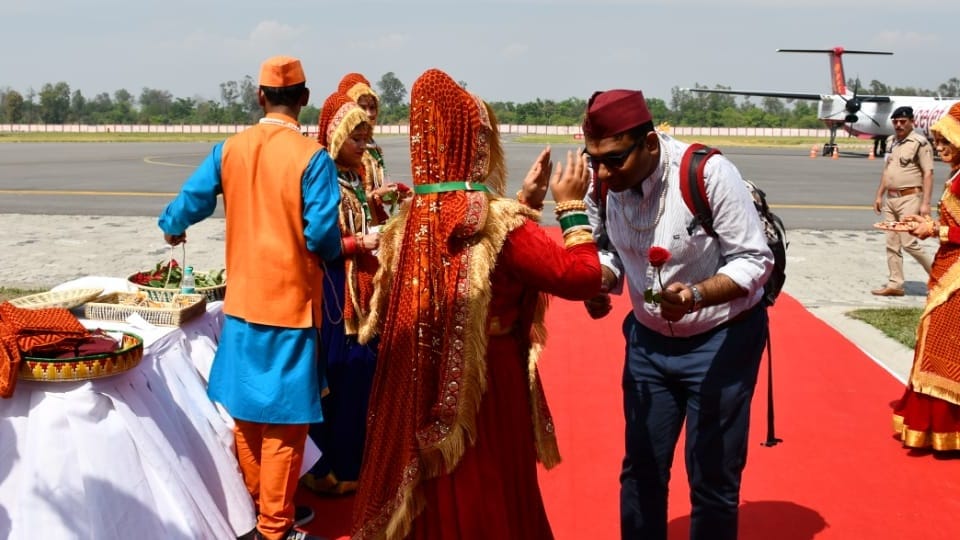 G-20 Summit Uttarakhand guests danced on Bedu Pako Baro Masa Folk Song