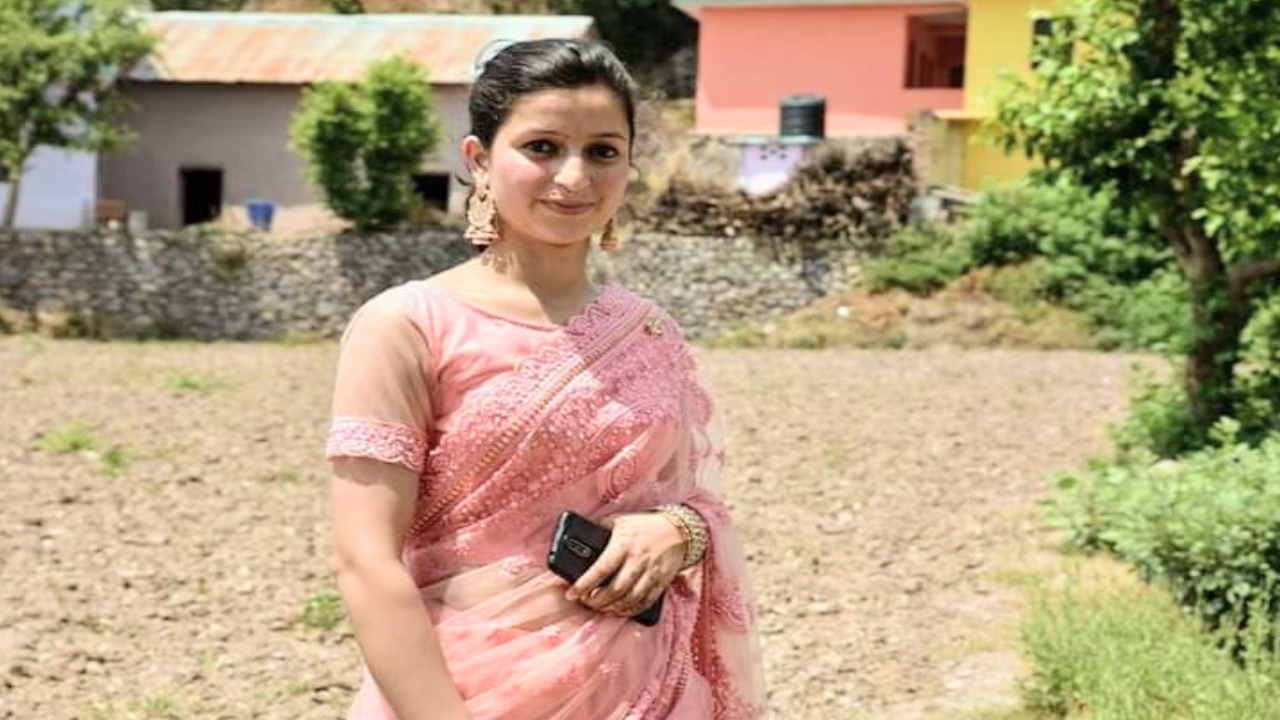 Success Story himachal: Daughter's fees paid from MGNREGA wages, became assistant professor Deeksha Kapoor