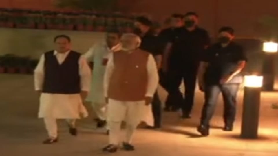 Suspense continues on CM: Modi-Shah held meeting, PM will address BJP parliamentary party meeting today