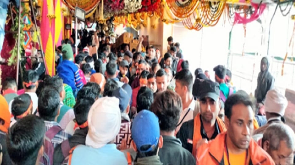 43 thousand devotees attended Vaishno Devi in Navratri, helicopter-battery car service continues