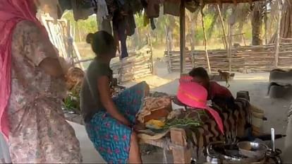 chhattisgarh naxalite kill villager on suspicion of police informer in sukma