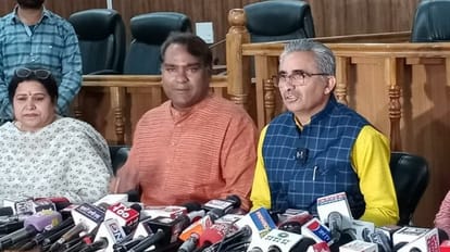 Dehradun: आय से अधिक संपत्ति के मामले में घिरे मेयर गामा, कांग्रेस के आरोपों पर दी सफाई मेयर सुनील उनियाल गामा