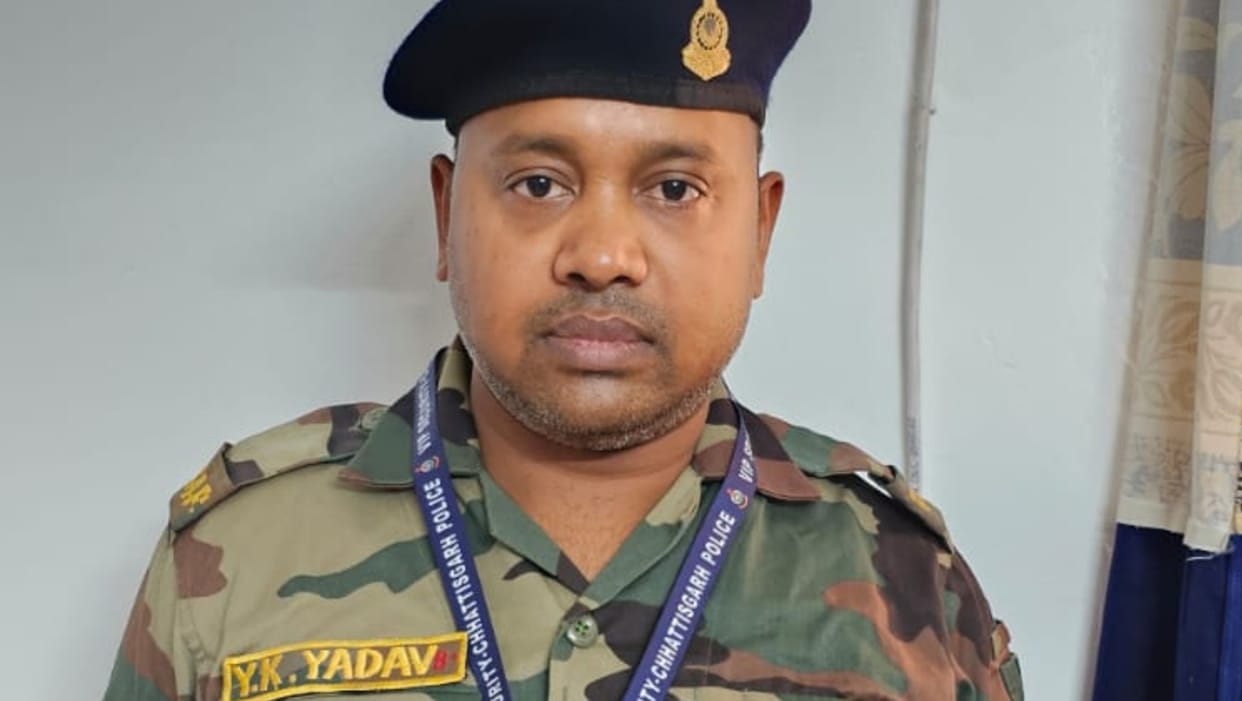 chhattisgarh police arrested accused who cheated by posing as minister PSO in bilaspur