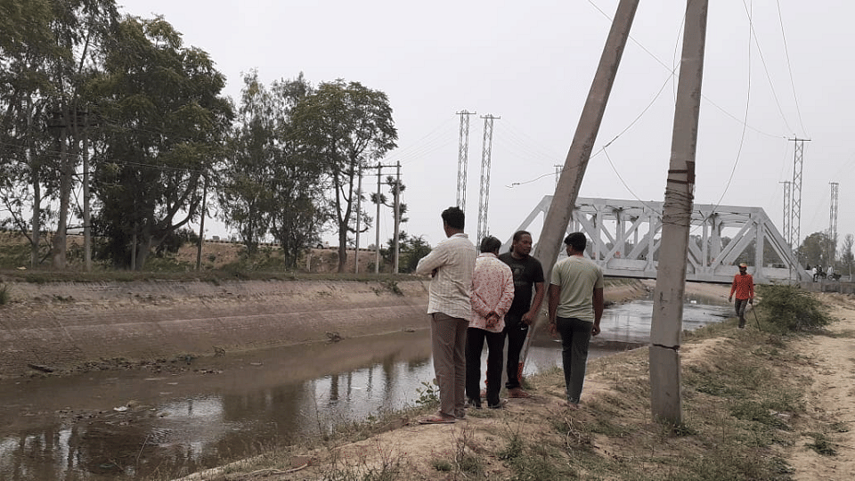 Dead bodies of young man and woman found in canal in Tohana of Fatehabad