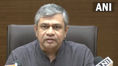 केंद्रीय मंत्री अश्विनी वैष्णव