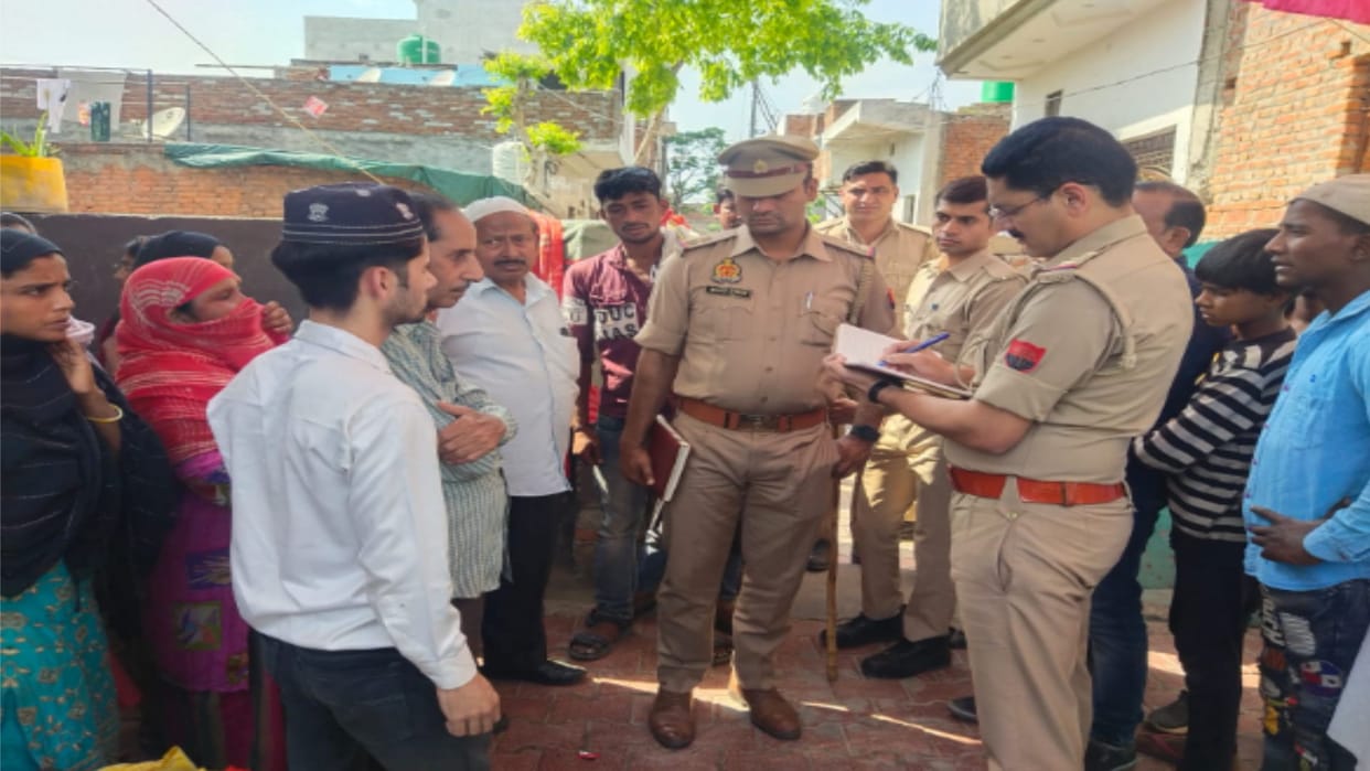 Ghulam Nabi of Meerut committed suicide by hanging himself in Aligarh but the wife is accused of murder