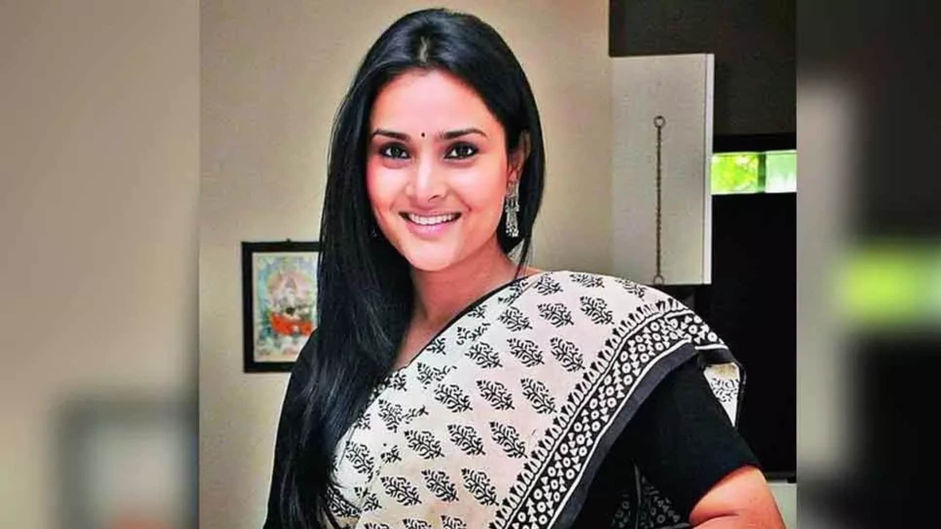 Ramya Revealed She contemplated suicide Rahul Gandhi gave her Emotional Support