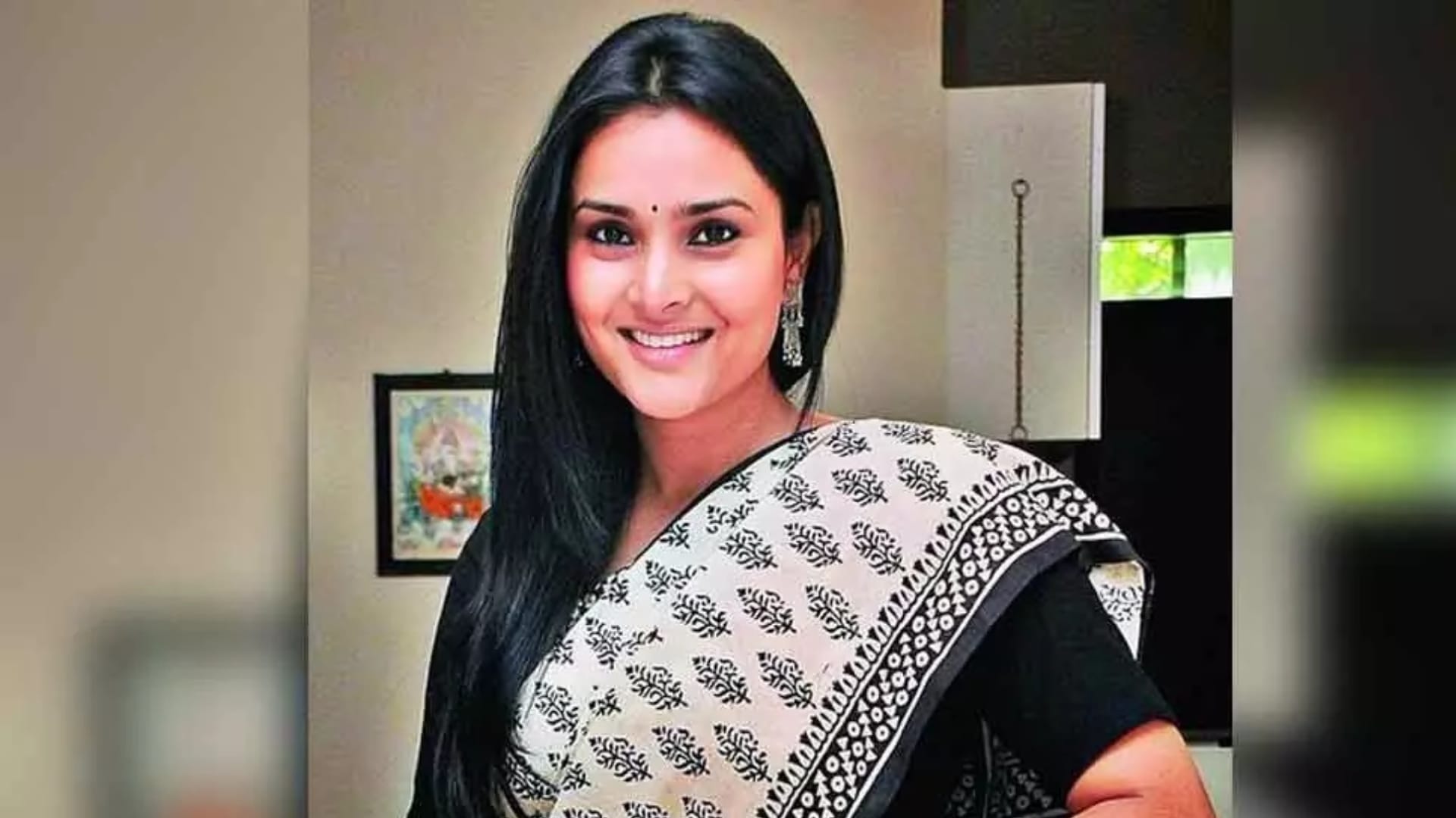 Ramya Revealed She contemplated suicide Rahul Gandhi gave her Emotional Support