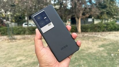 iQoo 11 5G Review in Hindi price in India and camera sample