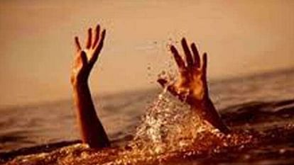 Bihar: समस्तीपुर में दो जगहों पर डूबने से 2 लोगों की मौत, मृतकों में एक सरपंच का बेटा, दूसरा किशोर समस्तीपुर में दो स्थानों पर डूबने से दो लोगों की मौत हो गयी