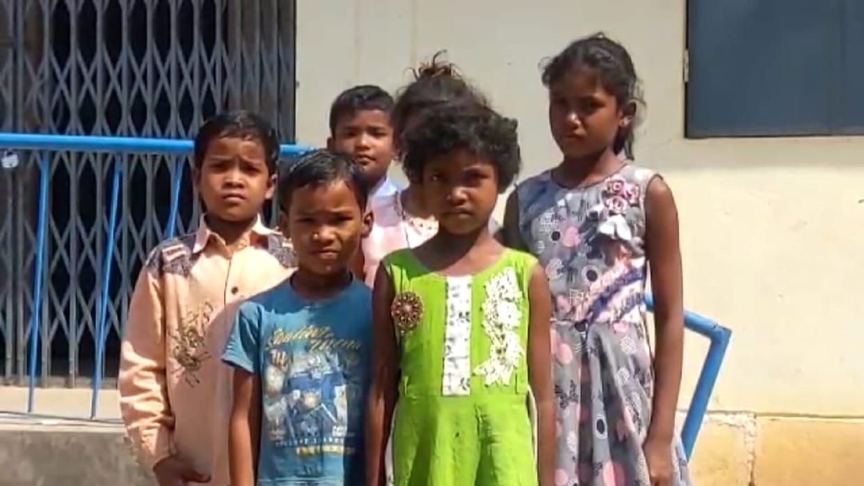 Primary school children were mercilessly beaten up by the teacher