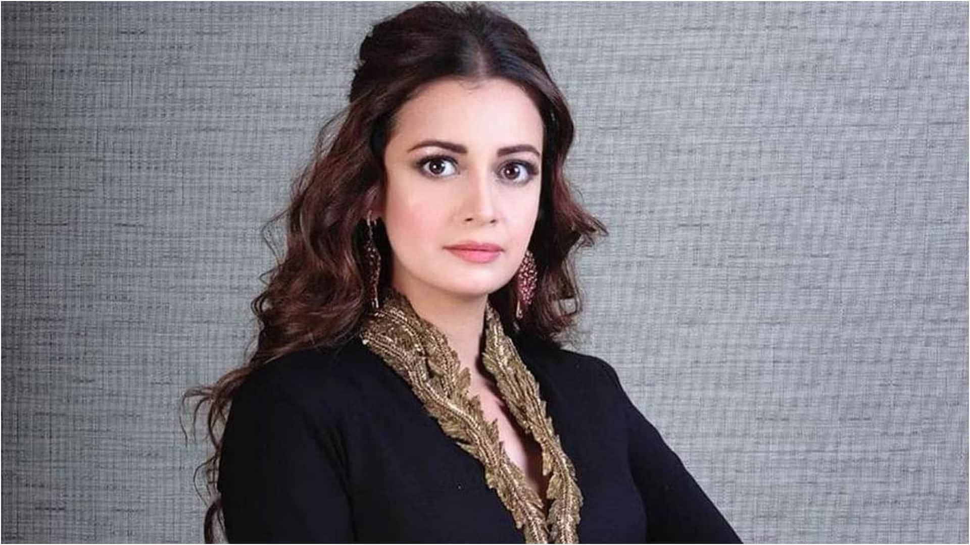 Dia Mirza Worked With Oscar Winner Musician MM Keeravani Actress Was A background Dancer In That Album Video