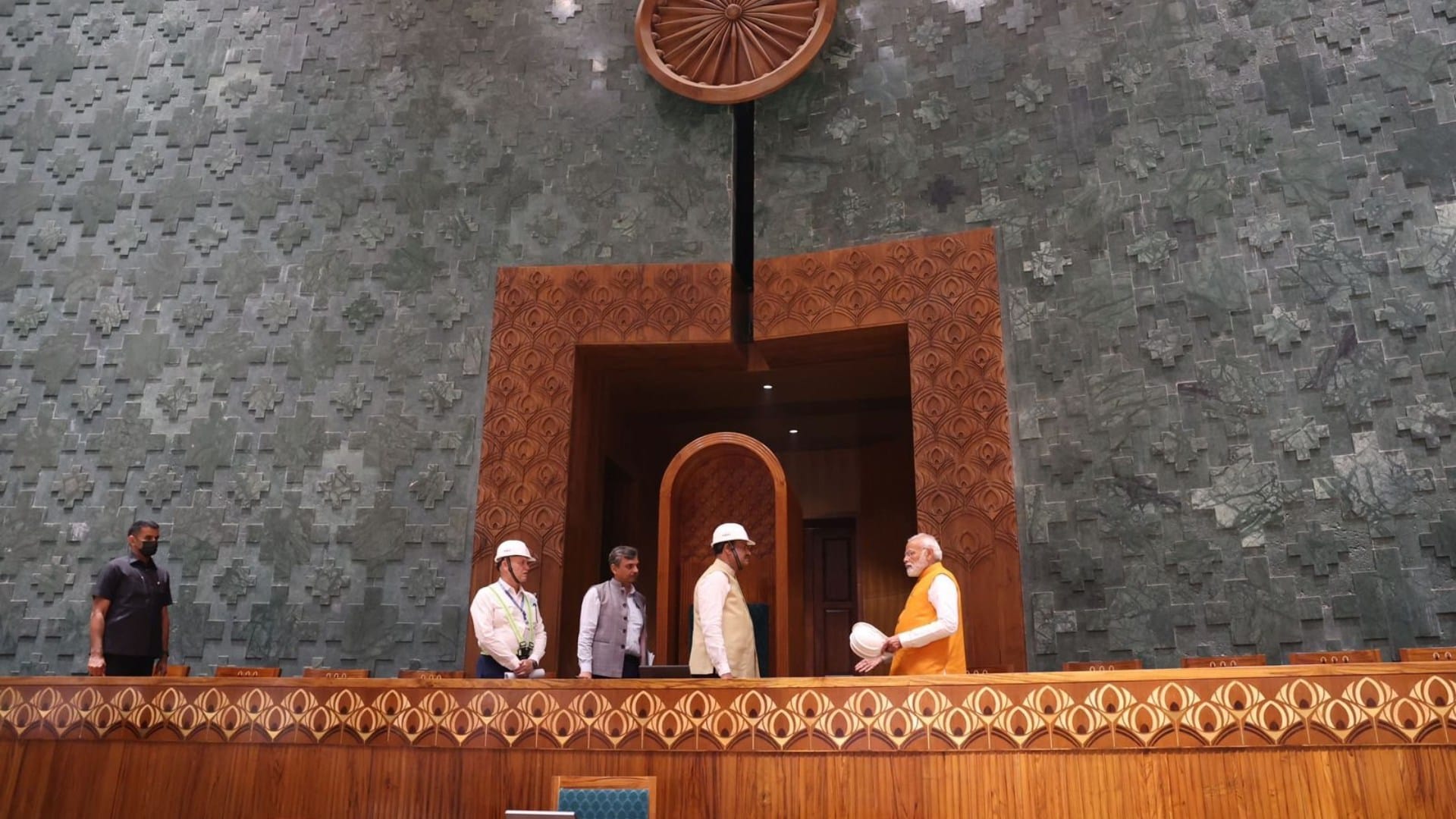 PM Modi suddenly reached new Parliament House, See Photos