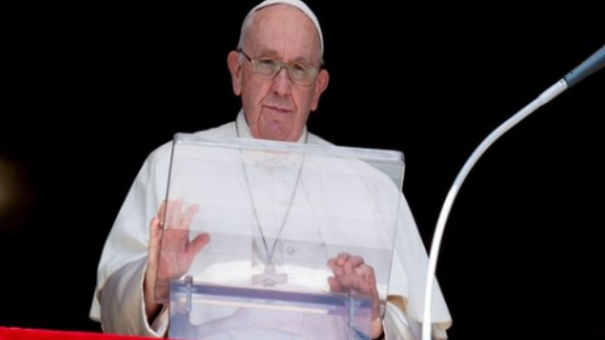 Italy Pope Francis hospitalized due to respiratory infection news in hindi