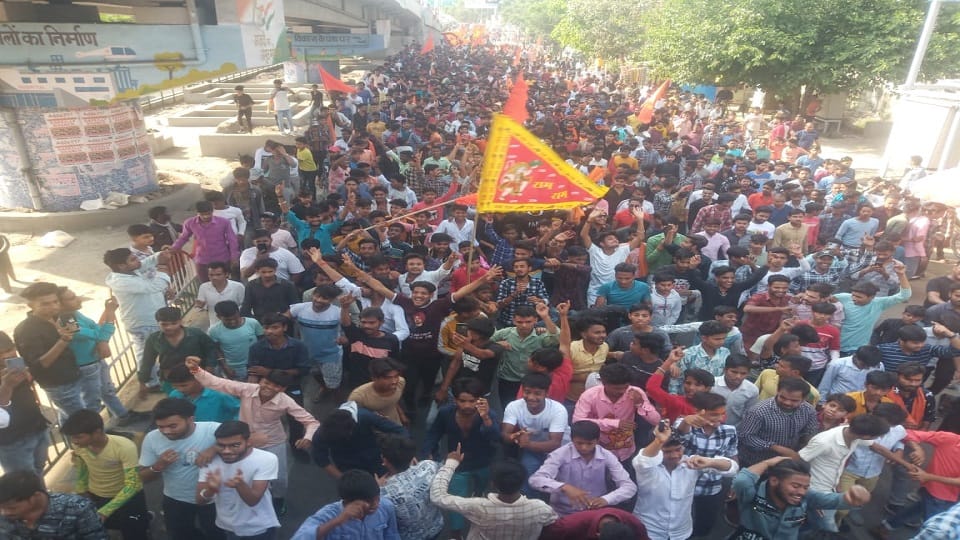 ram navami juloos came out under the tight security in bareilly