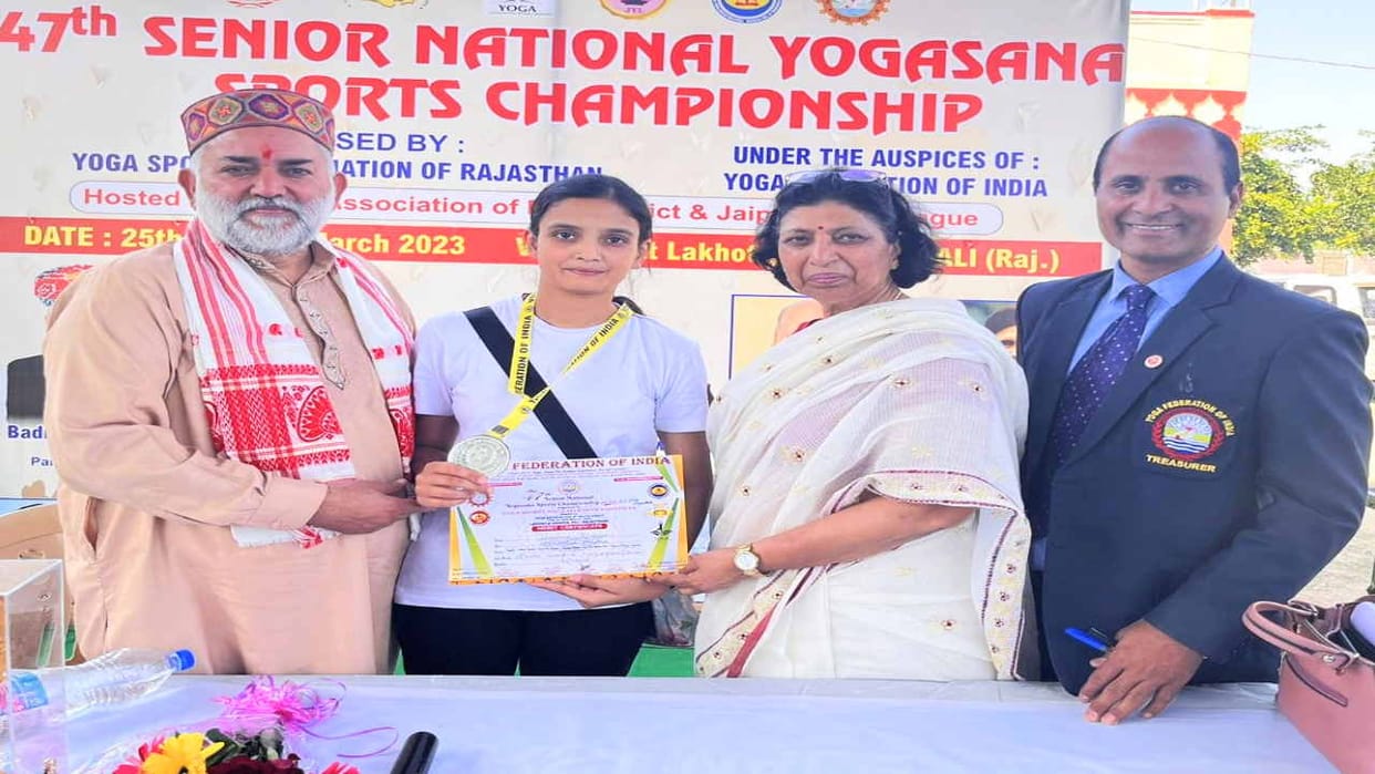 Silver to Tamanna Sharma in National Yoga Competition, will now represent the country