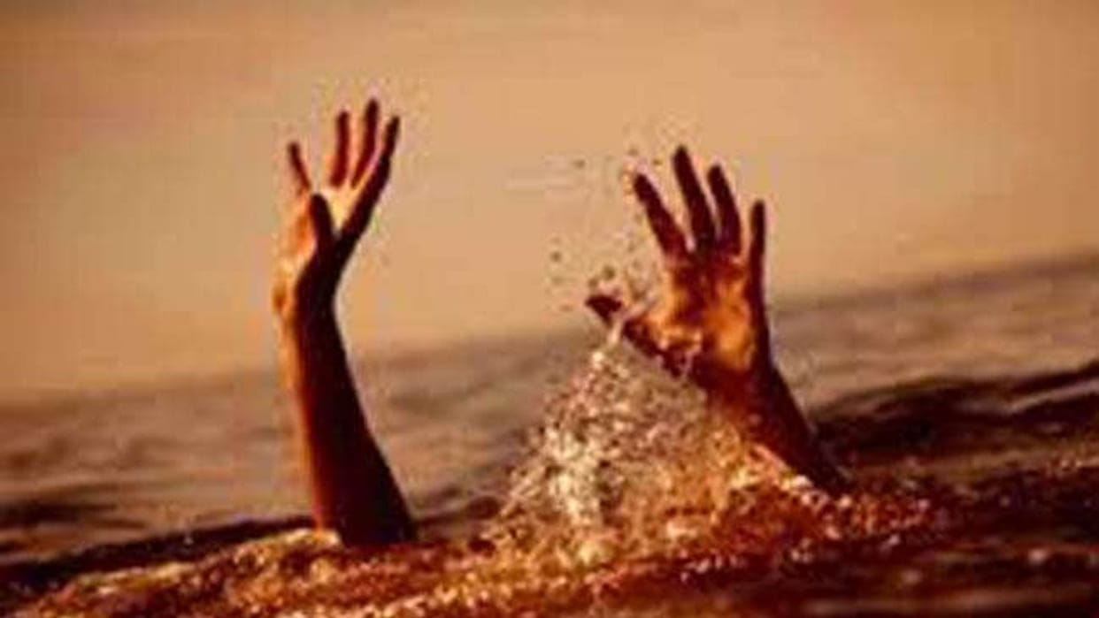 Bihar: Three friends died due to drowning while taking bath in Mokama