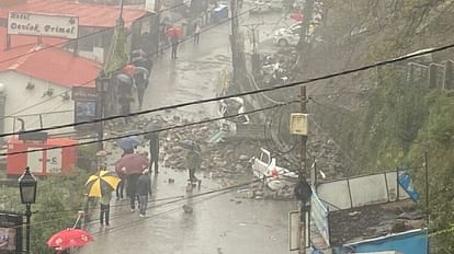 Heavy rains in mussoorie many vehicles get buried Uttarakhand weather News