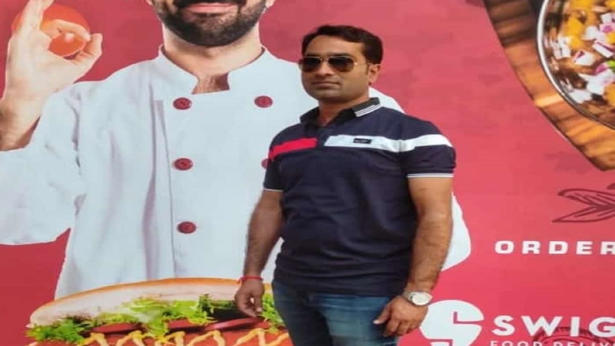 District President of Balod Scheduled Tribe Morcha and MP representative Vikram Dhurve committed suicide
