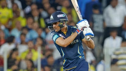 IPL 2023 Virender Sehwag angry with Gujarat Titans batsman Shubman Gill slow approach against Punjab Kings