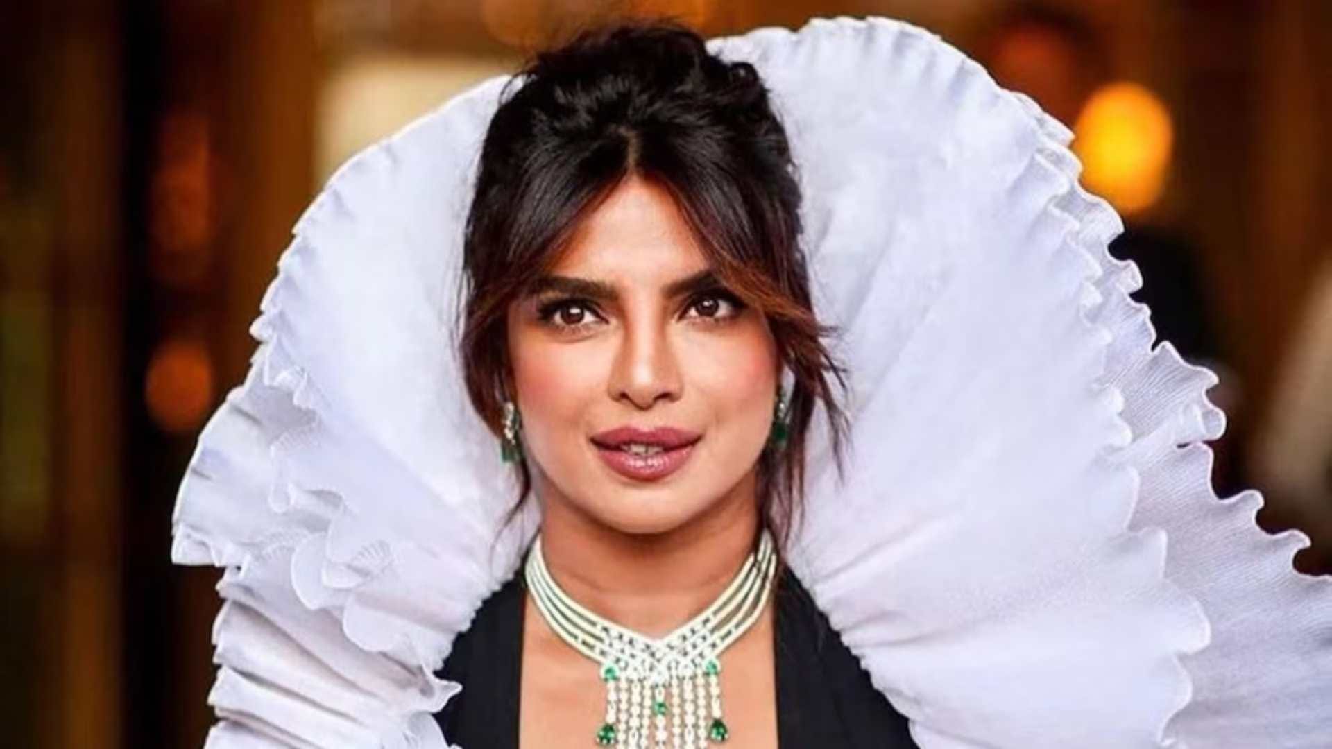 Skin Care beauty Bollywood Actresses Beauty Secret Deepika Padukone to Kareena Kapoor