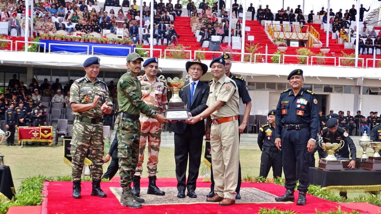 Rajasthan wins 'Best State Police Commando Team Trophy' and 'Chakravyuh Trophy' in Police Commando Competition