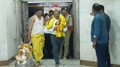 MP News National Security Advisor Ajit Doval reached Ujjain visited Baba Mahakal from the silver gate