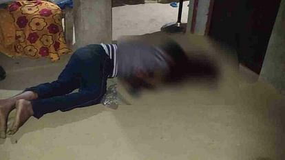UP News: सोनभद्र में तमंचे से गोली मारकर युवक ने दी जान , पत्नी बोली- थोड़ी देर पहले तक ठीक थे Youth committed suicide by shot himself in Sonbhadra Wife said he was fine till while ago